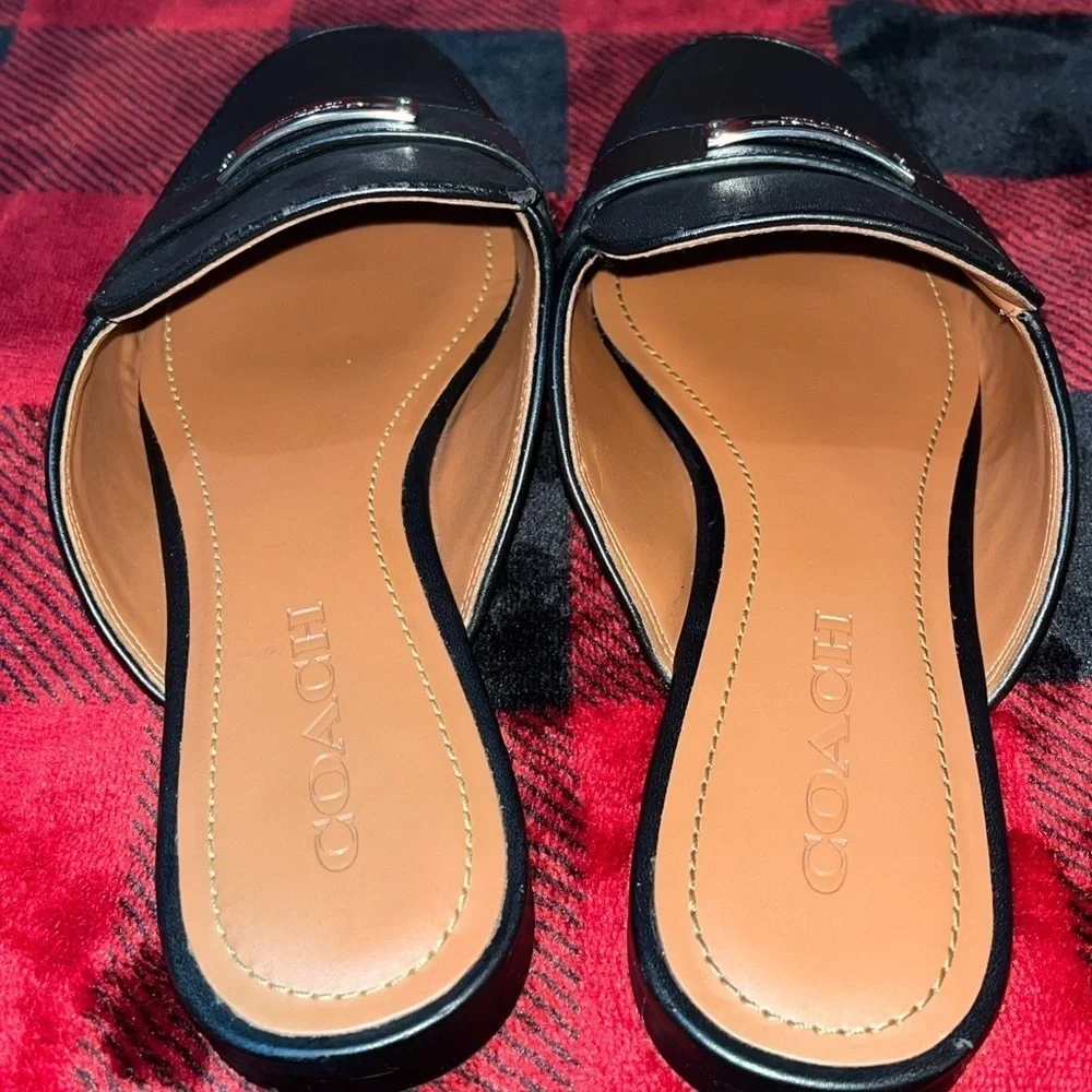 Coach Leather Shea Slide, Black and Tan, Women’s Size: 8B